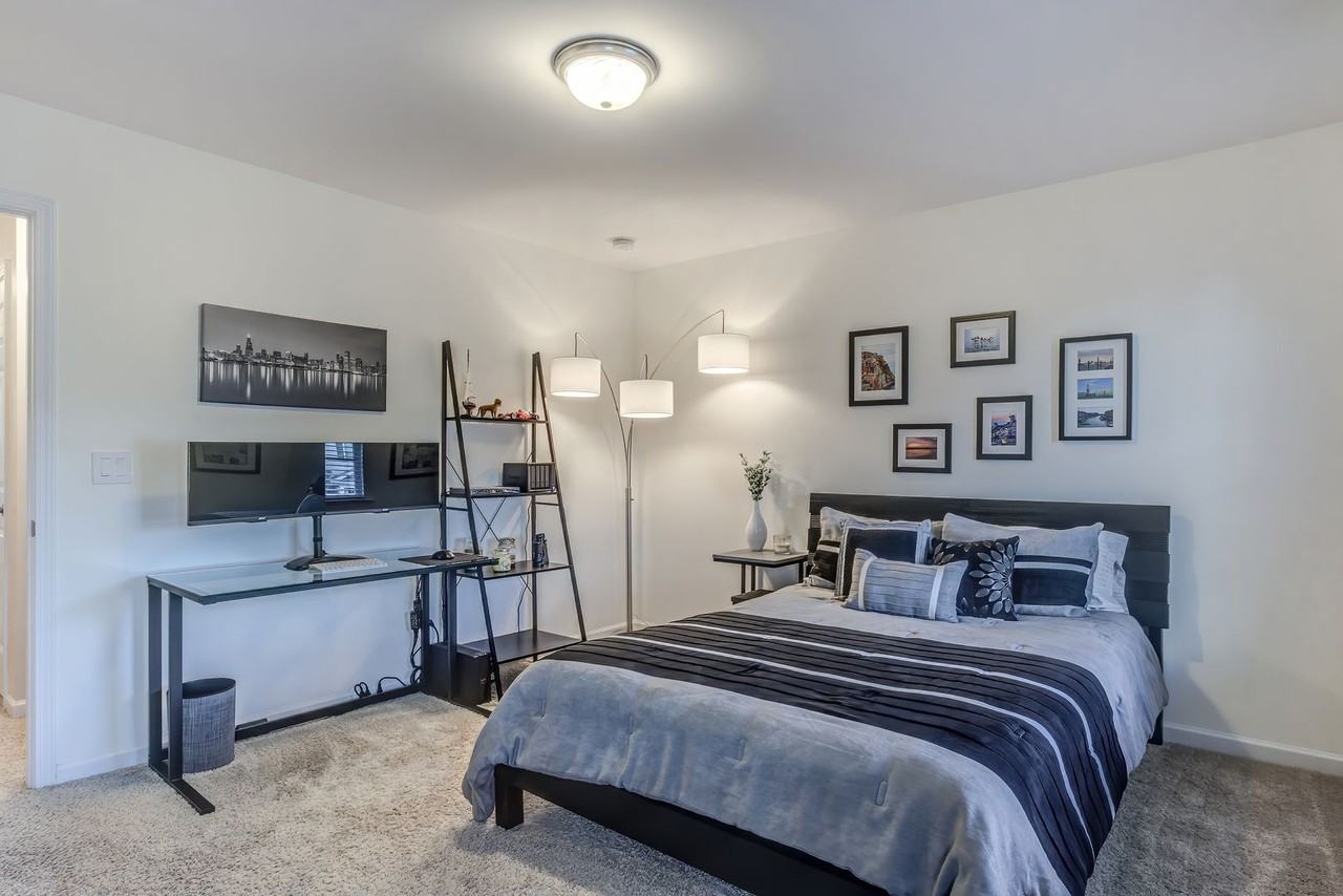 1102 Renewal Pl - Photo 6 of 50