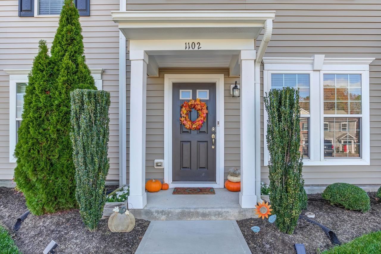 1102 Renewal Pl - Photo 7 of 50