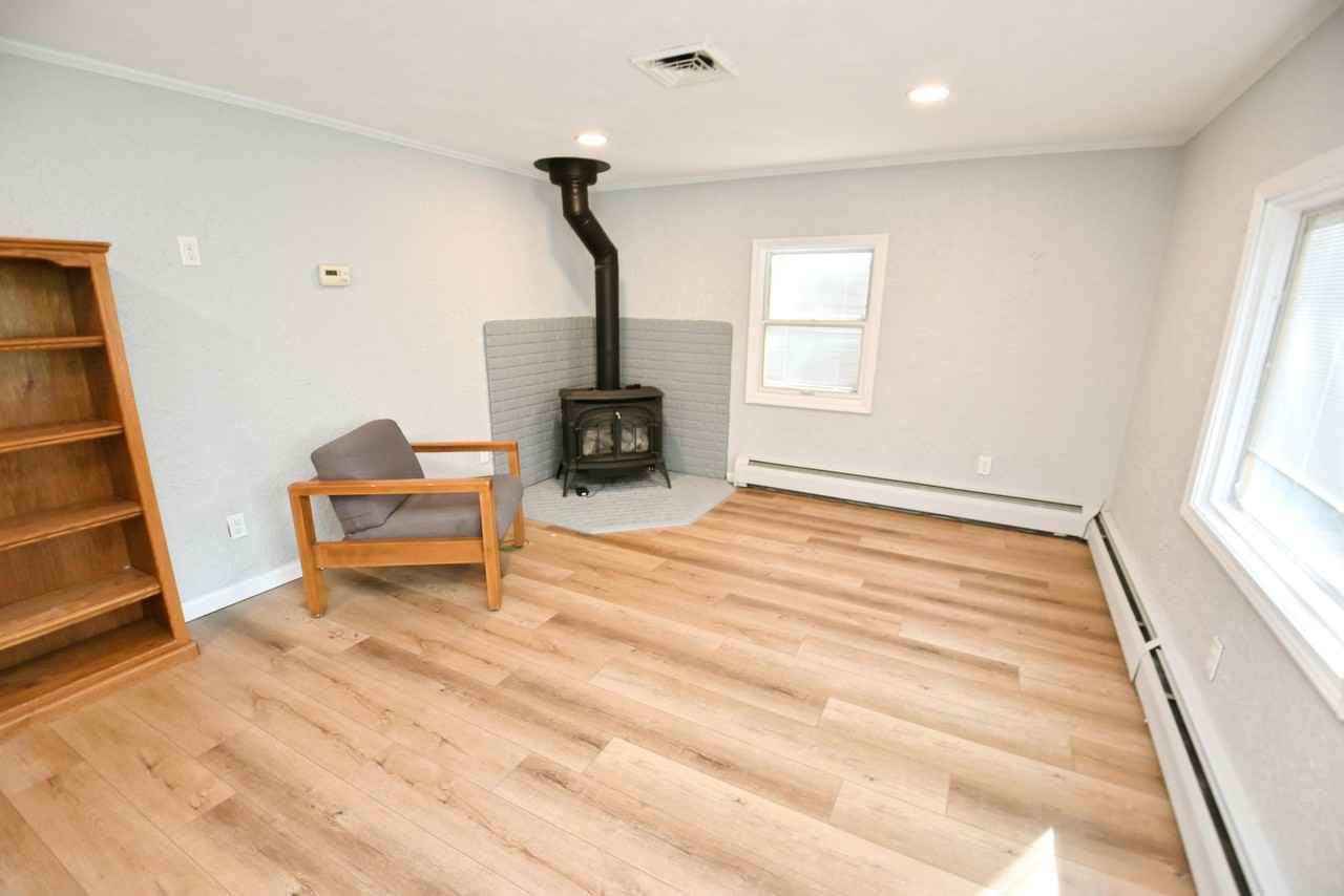 2218 E Washington St - Photo 6 of 23