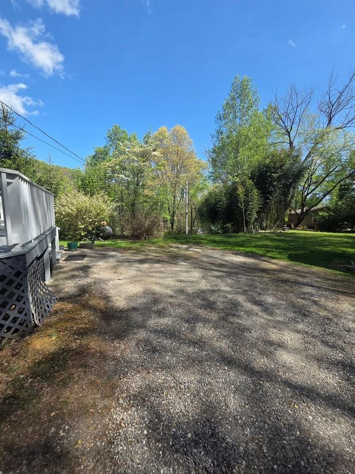 1015 S Country Club Dr - Photo 4 of 25