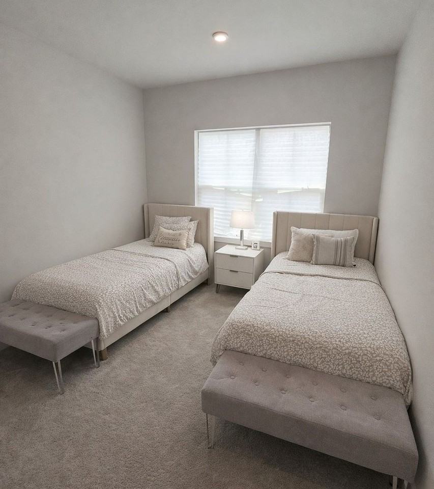 104 S Durham Dr - Photo 6 of 12