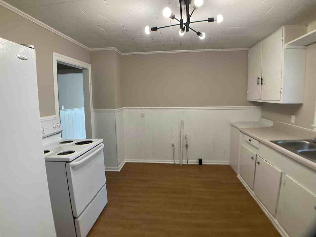 505 Brookline Dr - Photo 4 of 18