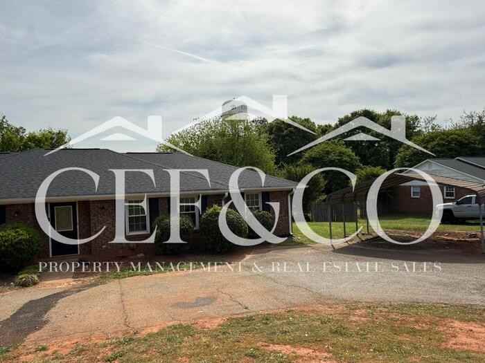 7924 Valley Falls Rd - Photo 3 of 12