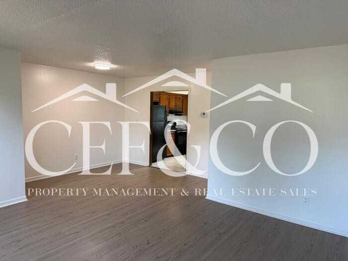 7924 Valley Falls Rd - Photo 6 of 12