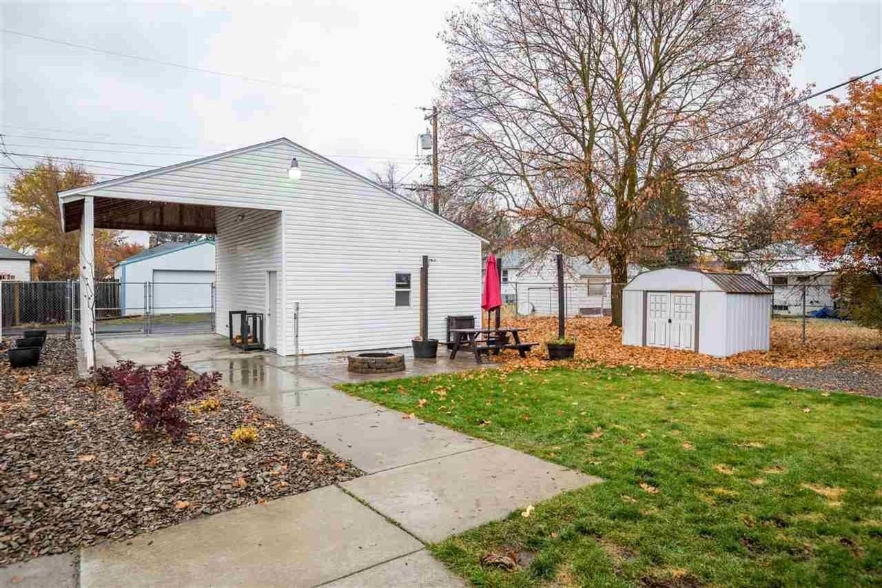 2212 W Olympic Ave - Photo 7 of 11