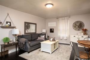 featured image of 2212 W Olympic Ave