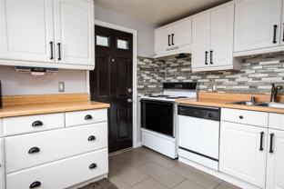 2212 W Olympic Ave - Photo 1 of 1