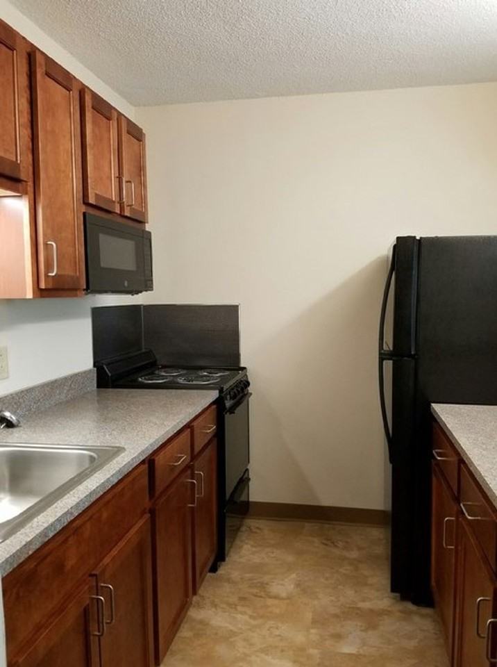 Valley Vista Apartments - Photo 3 of 10