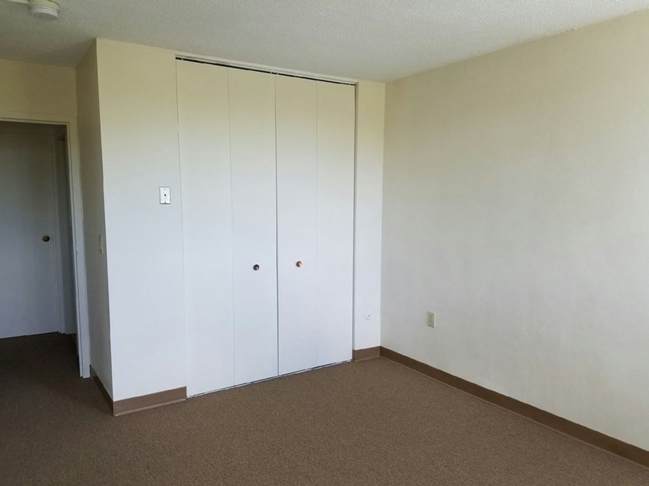 Valley Vista Apartments - Photo 7 of 10