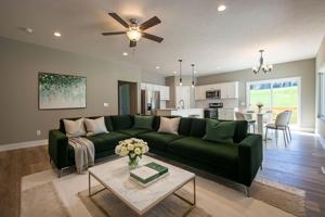 featured image of 358 N Allen St