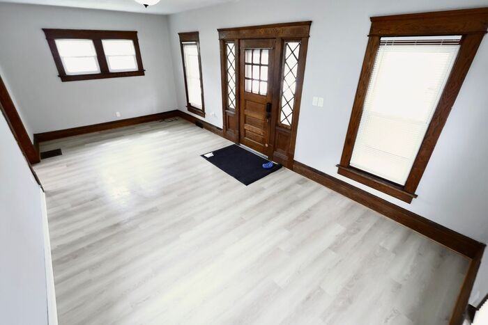 91 Westwood Ave - Photo 2 of 15