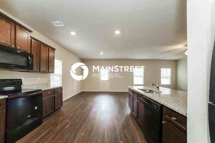 334 Augusta Woods Dr - Photo 4 of 17