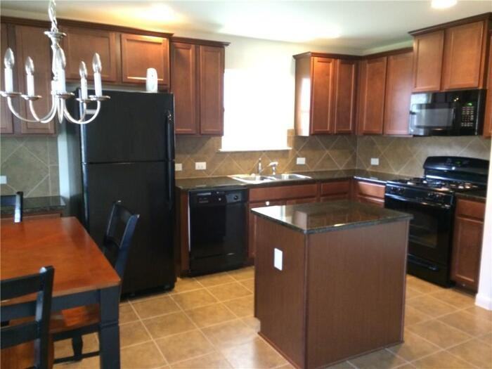 2021 Nestlewood Dr - Photo 2 of 11