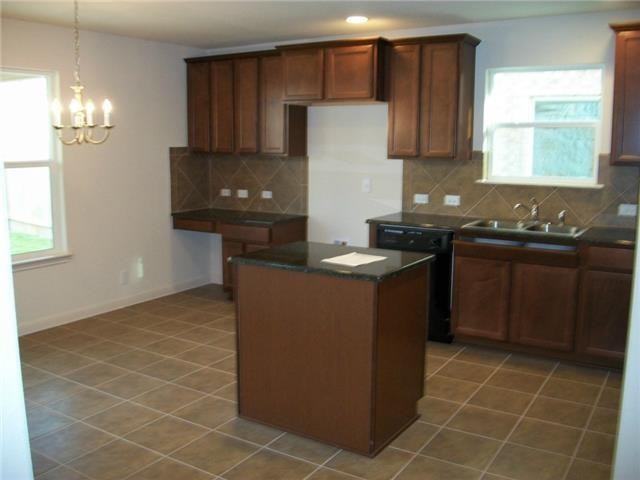 2021 Nestlewood Dr - Photo 3 of 11