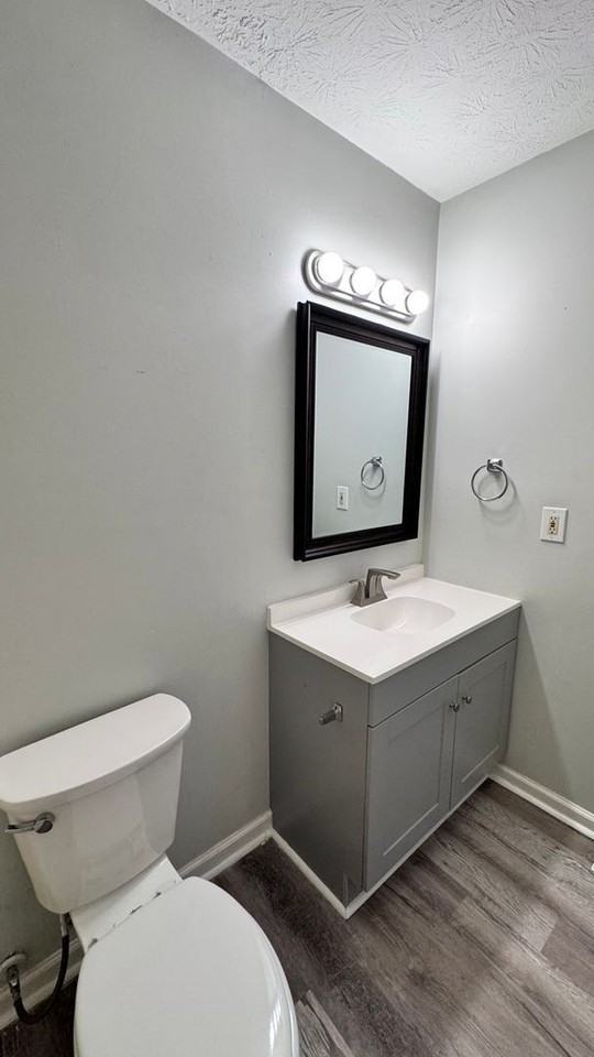 3231 Highpoint Ct - Photo 6 of 24