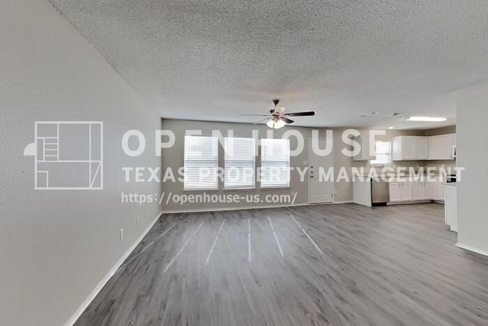 1108 Halifax Ln - Photo 7 of 20