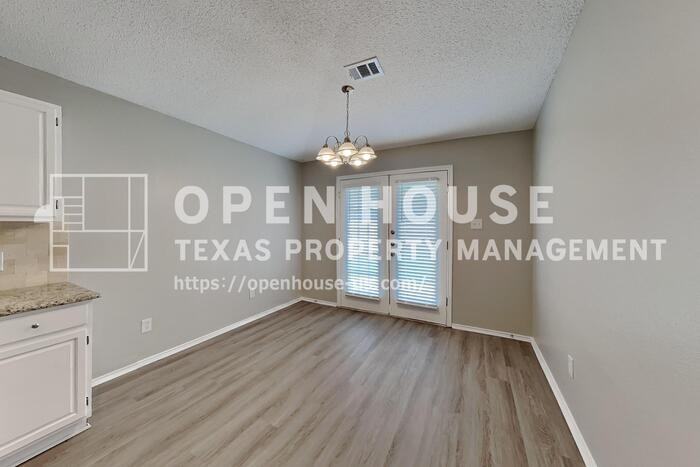 721 Windridge Ln - Photo 7 of 20