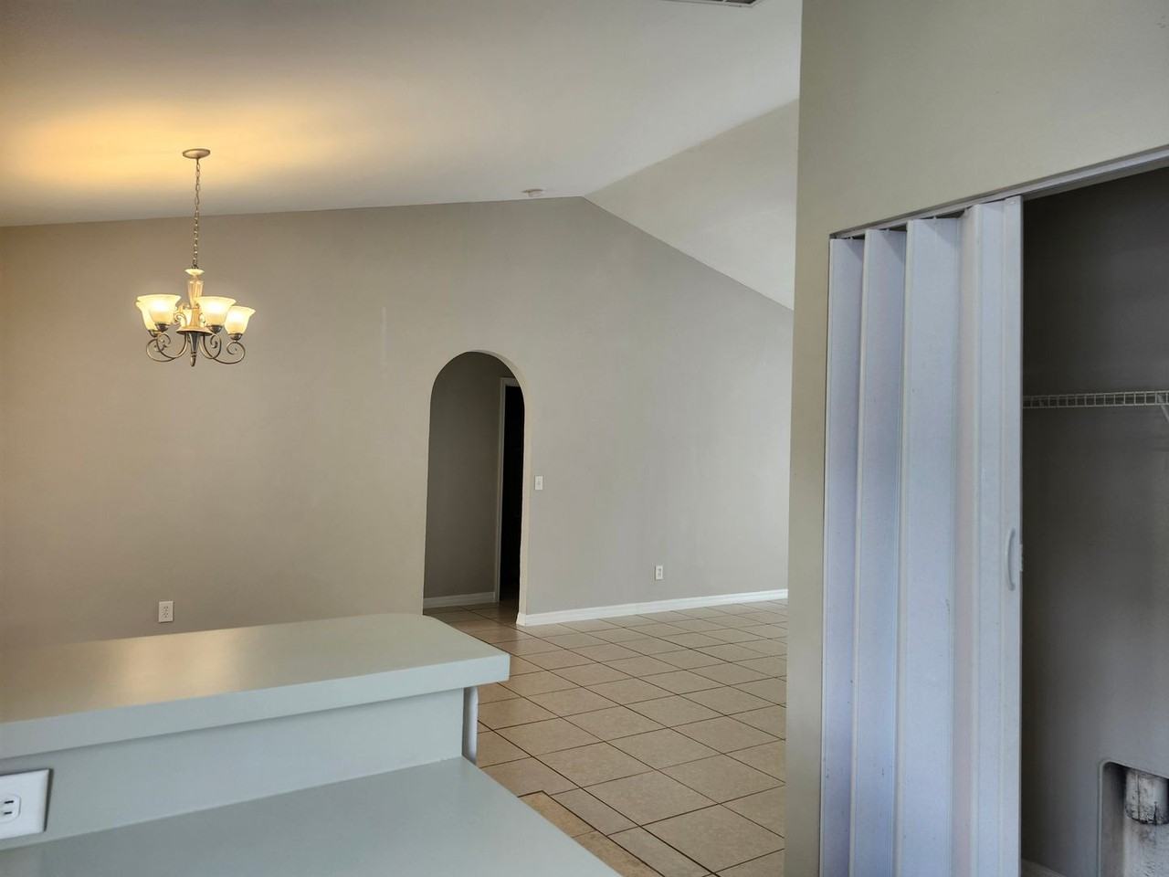 1110 Hightower Ave S - Photo 2 of 15