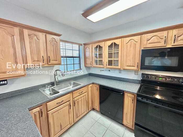 2992 Harbinger Ln - Photo 3 of 24