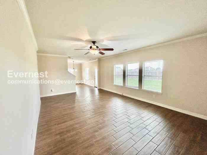 7232 Jurassic Dr - Photo 5 of 33