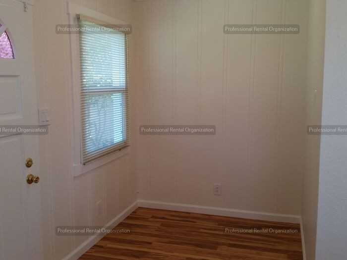 4111 Silverado Trl - Photo 4 of 21