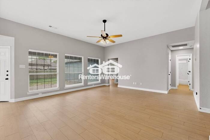 611 Orchard Ln - Photo 5 of 39