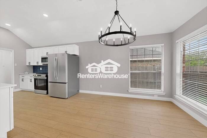 611 Orchard Ln - Photo 7 of 39