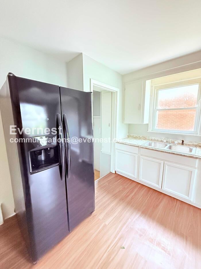 19180 Trinity St - Photo 2 of 30