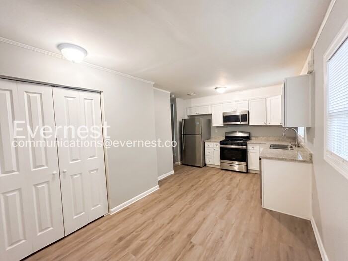 5267 Joan Of Arc Pl - Photo 5 of 23