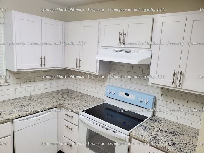 2388 Cypress Landing Dr - Photo 5 of 26