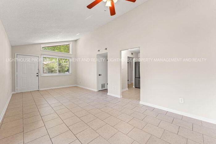 8033 San Jose Village Ln #2 - Photo 5 of 16