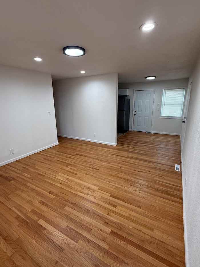 3936 S Pleasant St - Photo 4 of 21