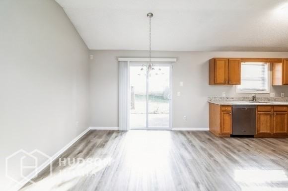 1137 Cayman Ln Sw - Photo 4 of 16