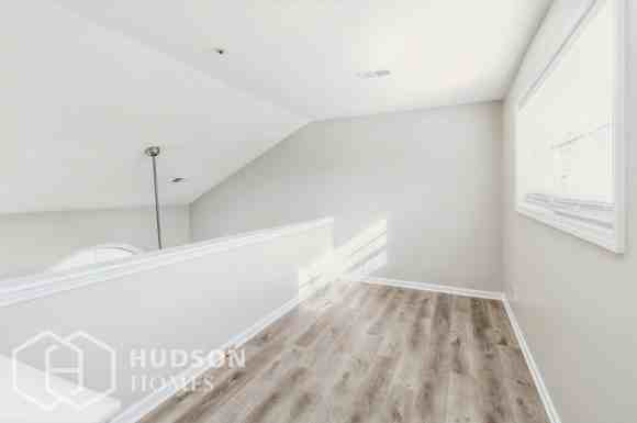 1137 Cayman Ln Sw - Photo 5 of 16