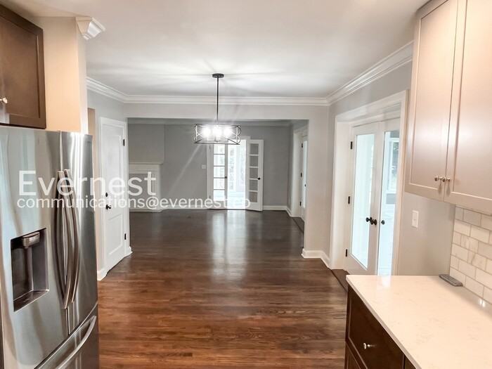 109 Mayfair Rd - Photo 5 of 32