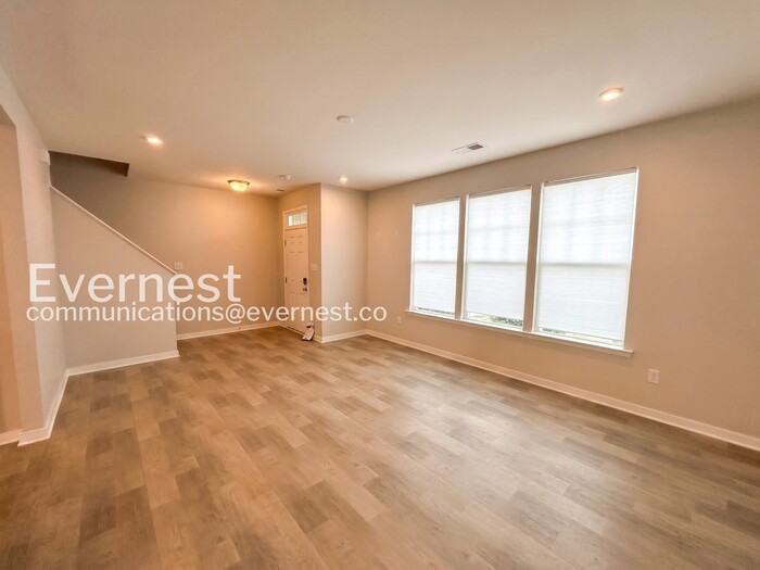 7731 Leeds Castle Ln - Photo 6 of 23