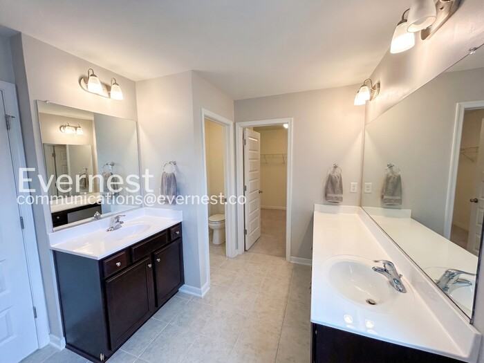 7731 Leeds Castle Ln - Photo 7 of 23