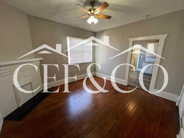 327 College St #A - Photo 6 of 10