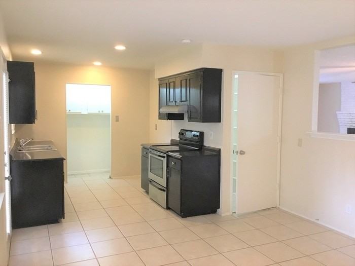 117 Cooper St - Photo 5 of 15