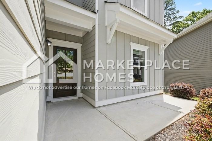 173 Russell Way - Photo 6 of 36