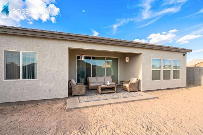 10261 W Concordia Dr - Photo 7 of 15