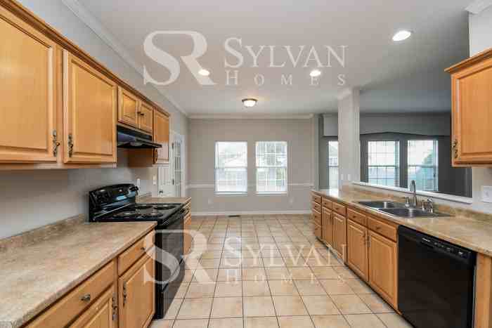 10 Melrose Ct - Photo 6 of 15