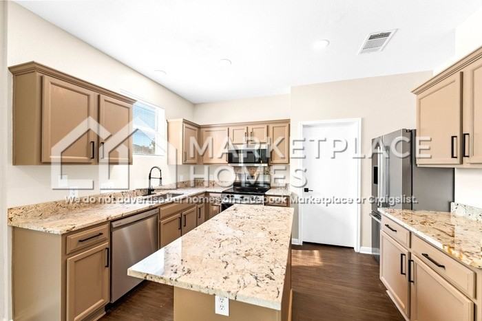 4711 Lake Champlain Ln - Photo 6 of 30