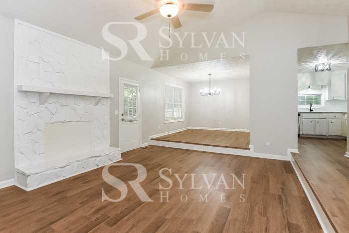 2741 Hawk Trace Ct Ne - Photo 3 of 16