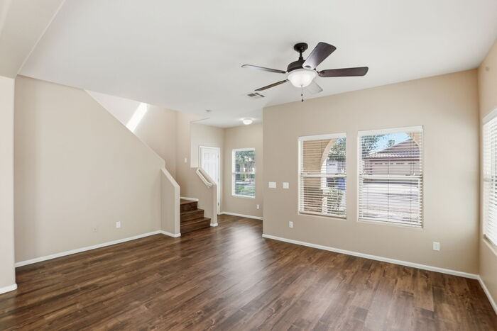 981 S Deerfield Ln - Photo 5 of 32