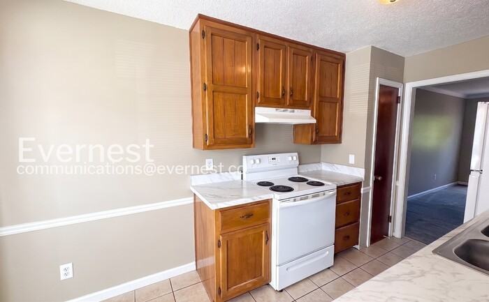 387 Jamestown Manor Dr - Photo 4 of 22