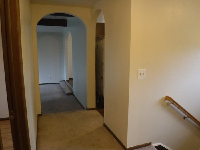 210 High Park Way - Photo 4 of 36