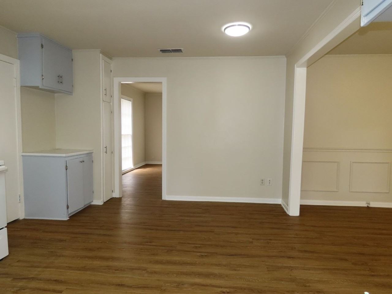 1921 E 5th St - Photo 6 of 24