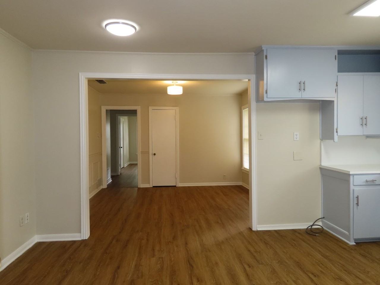 1921 E 5th St - Photo 7 of 24