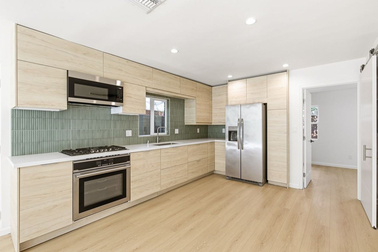 4360 Alla Rd - Photo 7 of 18